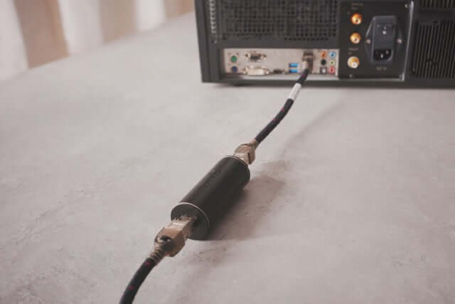 Highline Network Reference Bundle – InLine Gold LAN Isolator + Highline Cat 8